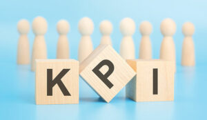 Wooden blocks with KPI on them